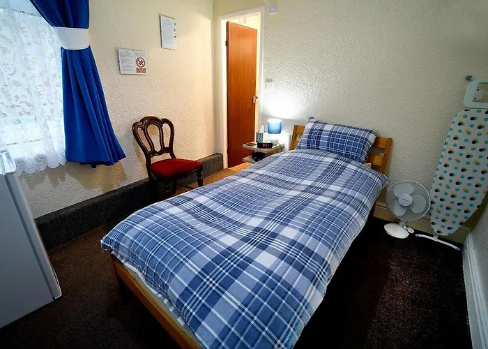 Lynmoore Guest House Blackpool